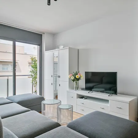 Modern Penthouse With Large Terrace In Poblenou Perfect For Holidays Or Work Close To The And Public Transport * Barcelona