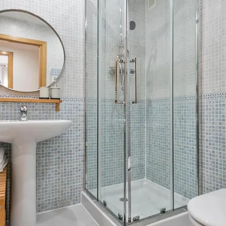 Modern Penthouse With Large Terrace In Poblenou Perfect For Holidays Or Work Close To The And Public Transport Barcelona