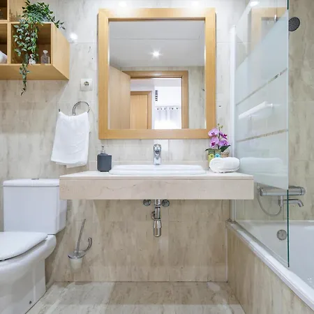 Lejlighed Modern Penthouse With Large Terrace In Poblenou Perfect For Holidays Or Work Close To The And Public Transport *